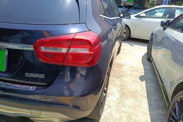 Used Mercedes-Benz GLA 2016 GLA 200 Fashion Model Exterior 3