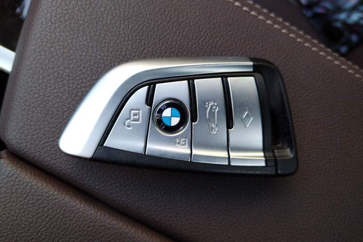 Used BMW 5 Series 2022 Restyled 525Li M Sport Package
