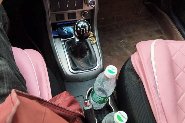 Used Geely Auto Classic Emgrand 2013 Hatchback 1.5L Manual Entry-Level Model
