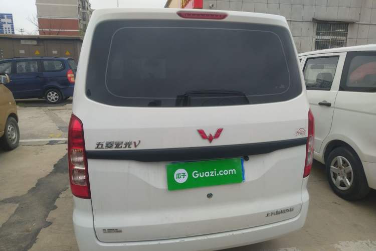 Used Wuling Hongguang V 2022 1.5L Jingqu Version Hydraulic Power Steering LAR Rear
