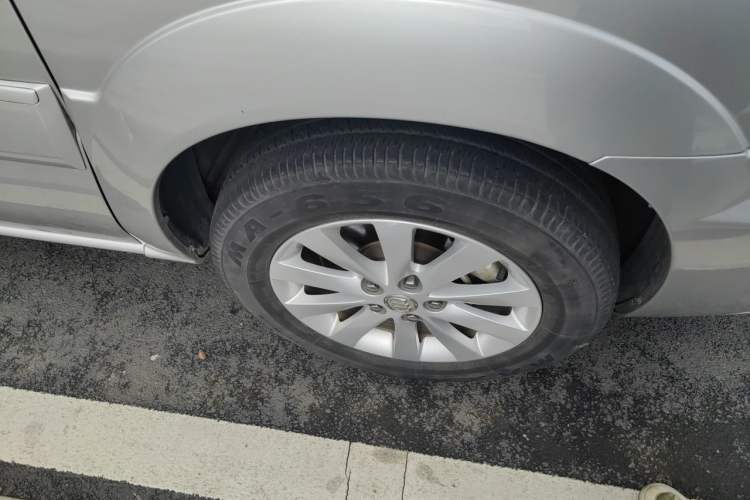 Used Buick GL8 2014 2.4L Comfort Edition

