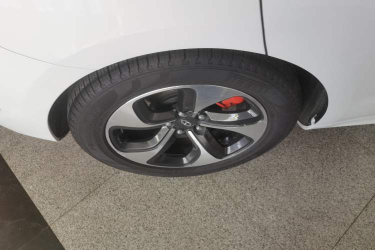 Used Hima AITO M5 2022 Range-Extended Rear-Drive Standard Version Exterior 5