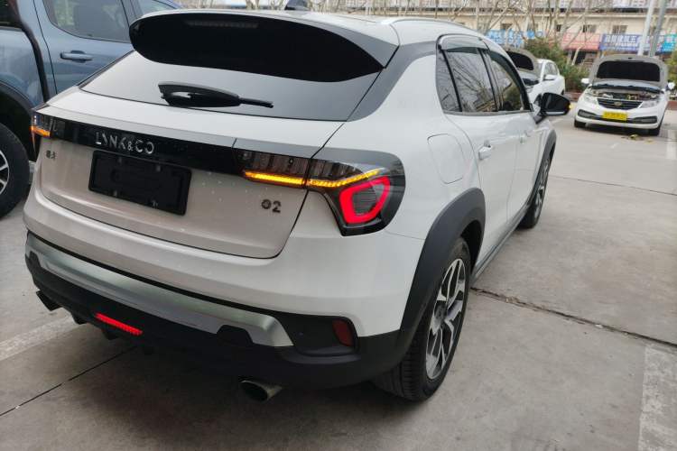 Used Lynk & Co 02 2018 1.5T DCT Two-Wheel Drive Pro Version China V Emission Standard
