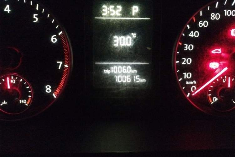 Used Volkswagen Touran 2011 1.4T DSG ZhiZhen Edition 7-Seater