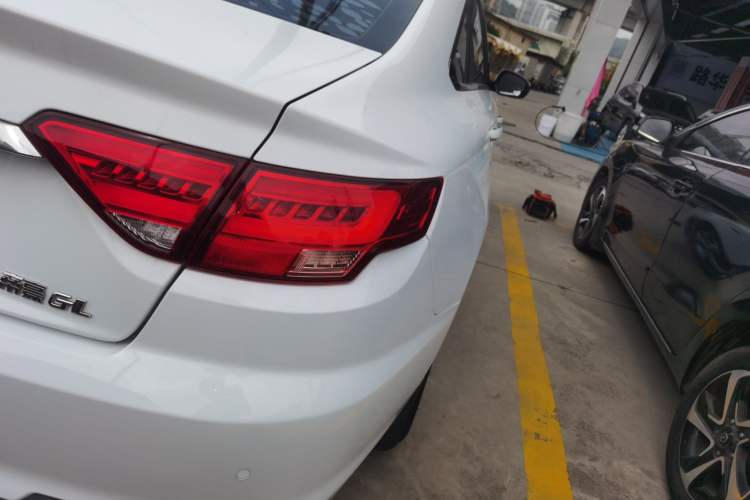 Used Geely Auto Emgrand GL 2018 1.4T Manual Elite Smart Connectivity Version