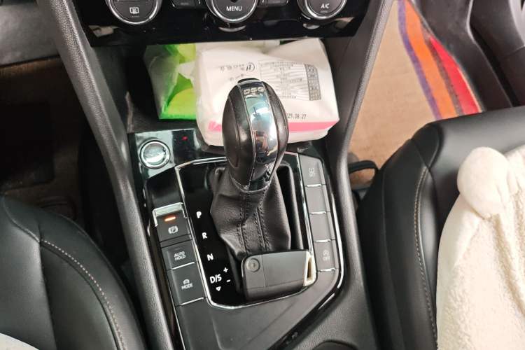 Used Volkswagen Tharu 2019 280TSI Two-Wheel Drive R-Line China V Standard