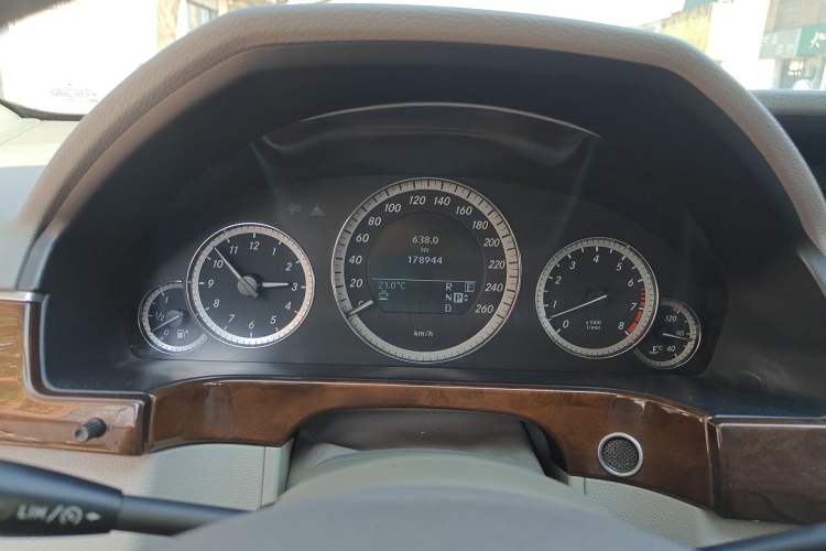Used Mercedes-Benz E-Class 2011 E 300 L Elegant Model Instrument Cluster