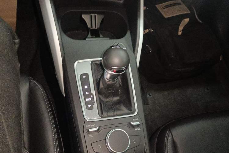 Used Audi Q2L 2018 35 TFSI Fashion Elegant Version China V
