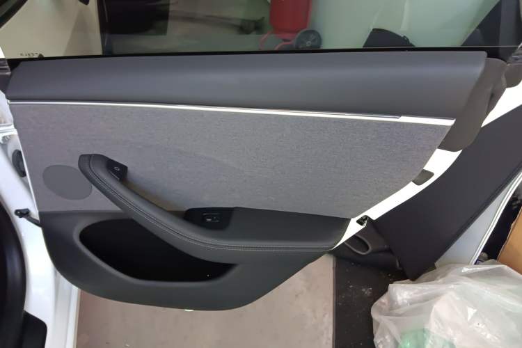 Used Tesla Model 3 2023 Rear-Wheel-Drive Version
