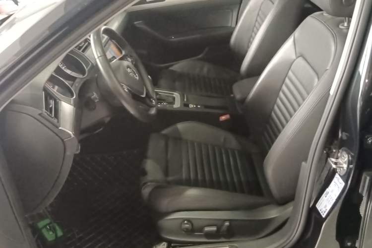 Used Volkswagen Magotan 2019 280TSI DSG Comfort Model China VI Standard
