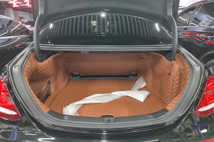 Used Mercedes-Benz E-Class 2020 E 300 L Sporty and Stylish Model Trunk