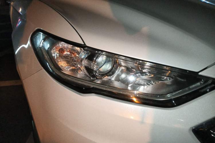 Used Ford Mondeo 2017 EcoBoost 200 Stylish Model
