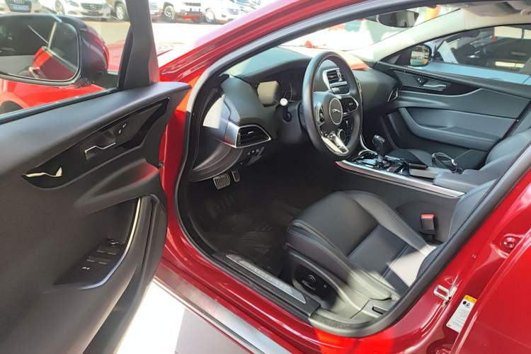 Used Jaguar XEL 2020 2.0T 200 PS S Advanced Elegance Edition