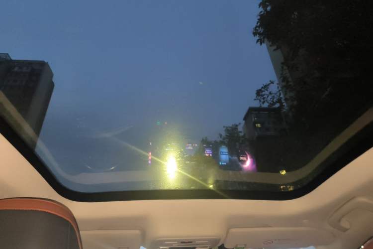 Used Lincoln Z 2022 iXiang Deluxe Edition Headliner