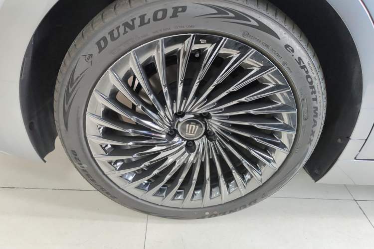 Used Toyota Crown 2024 2.5L Ultimate Edition Right Rear Wheel Hub