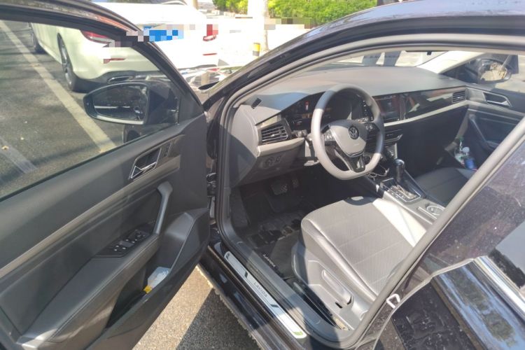 Used Volkswagen Lavida 2021 1.5L Automatic Comfort Edition
