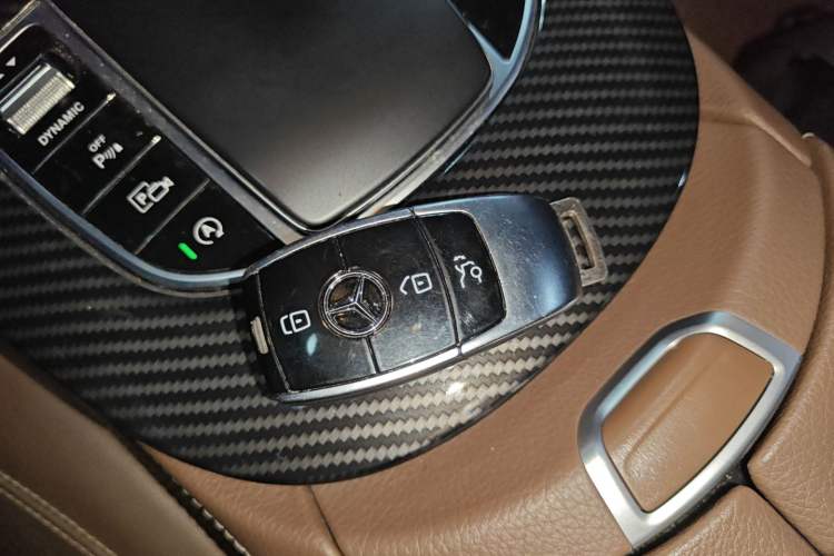 Used Mercedes-Benz E-Class 2020 Restyled E 300 L Sporty and Stylish Edition