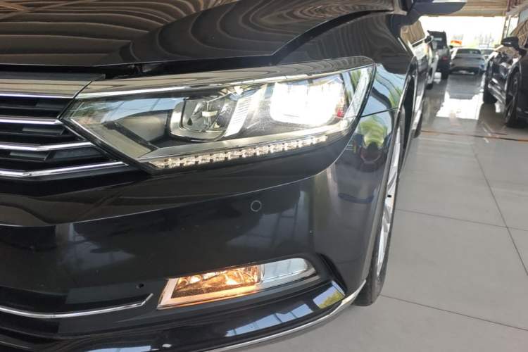 Used Volkswagen Magotan 2018 Facelift 330TSI DSG Luxury Model