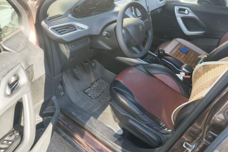 Used Peugeot 2008 2014 1.6L Manual Trend Edition Driver Seat