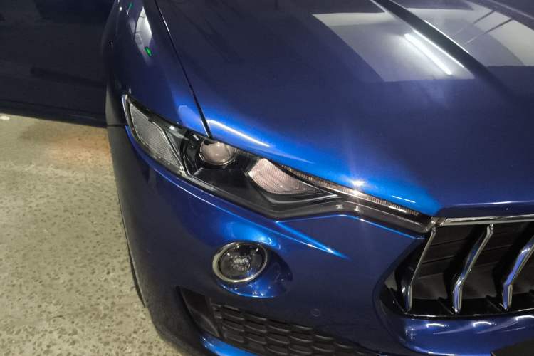 Used Maserati Levante 2016 3.0T Standard Edition Right Front Headlight