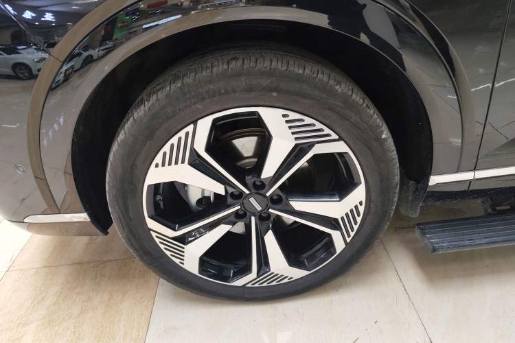 Used Wey Lanshan 2025 Four-Wheel Drive Ultra Left Front Wheel Hub