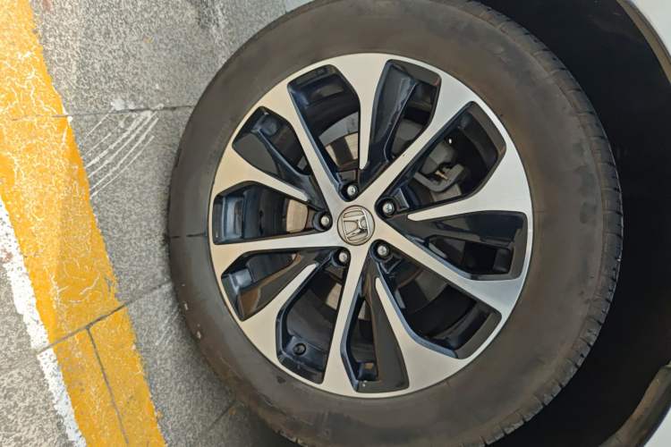 Used Honda Avancier 2019 240TURBO Two-Wheel Drive Comfort Version Right Rear Wheel Hub