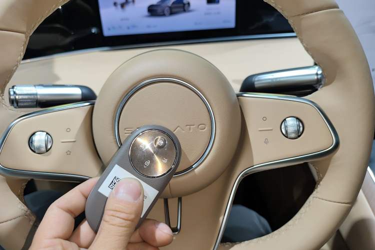 Used Hima Stelato S9 2025 Extended-Range Max Interior 1