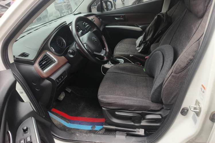 Used Suzuki Vitara S-Cross 2017 1.6L CVT Two-Wheel Drive Urban Fashion Model Left Front Seat