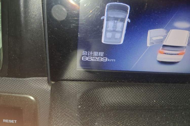 Used Wuling Hongguang MINIEV 2021 Macaron Premium Model – Lithium Iron Phosphate