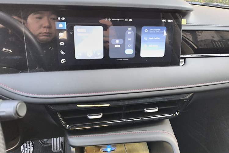 Used Roewe i5 2023 1.5L Manual Comfort Edition
