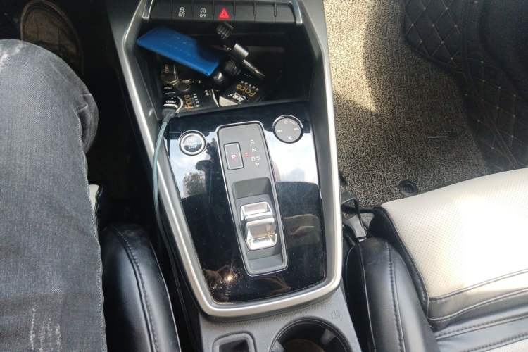 Used Audi A3 2021 A3L Limousine 35 TFSI Progressive Sport Edition Gear Lever