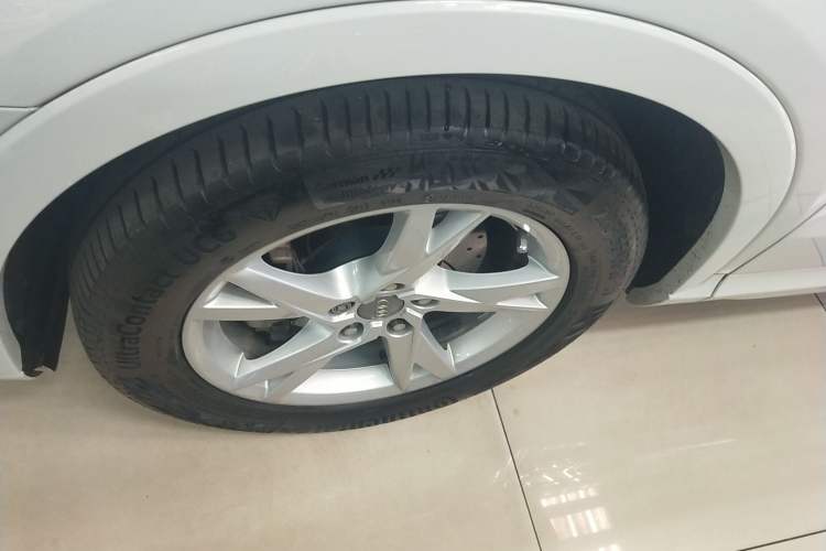 Used Audi Q3 2018 30th Anniversary Edition 35 TFSI Fashion Model Left Front Wheel Hub