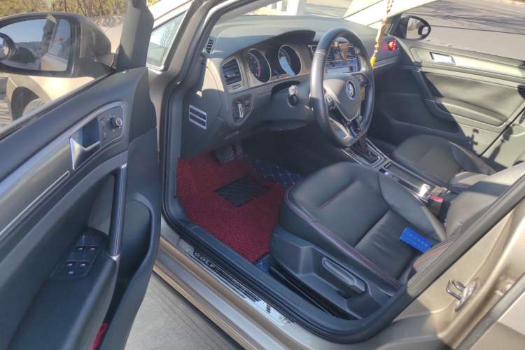 Used Volkswagen Golf 2014 1.4TSI Automatic Comfort Model