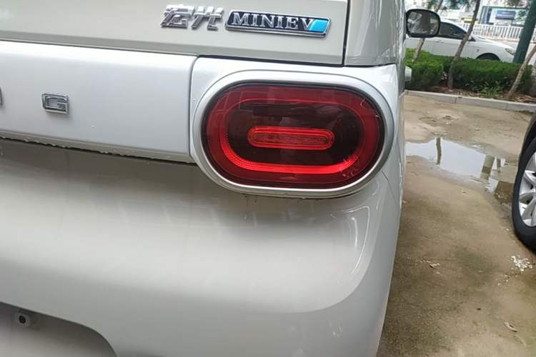 Used Wuling Hongguang MINIEV 2024 3rd Generation 215km Youth Edition