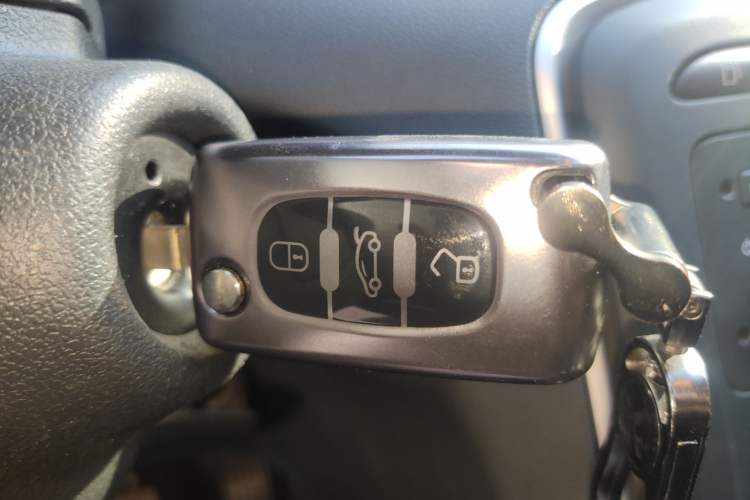 Used Peugeot 308 2012 1.6L Manual YouShang Edition
