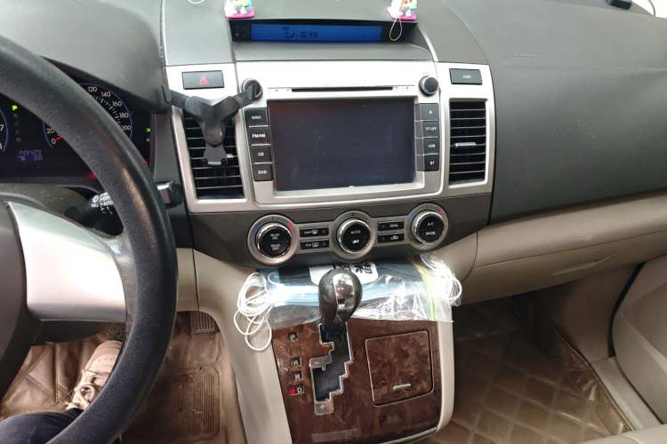 Used Mazda 8 2011 2.3L Ultimate Edition Audio And AC Panel