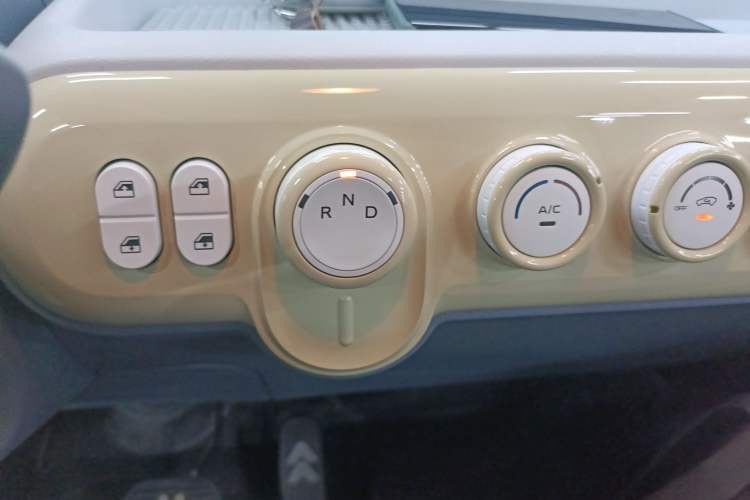 Used Bestune Pony 2024 170km Vitality Horse Gear Lever