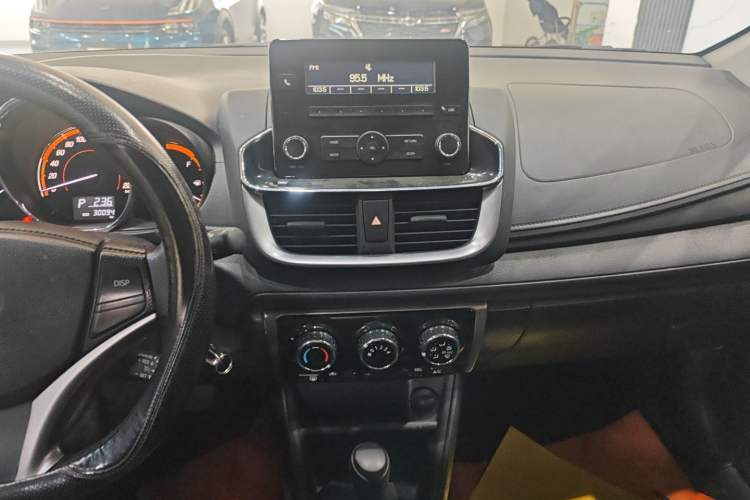 Used Toyota YARiS L Zhi Xuan 2022 X-Trail 1.5L CVT Leading PLUS Edition Audio And AC Panel