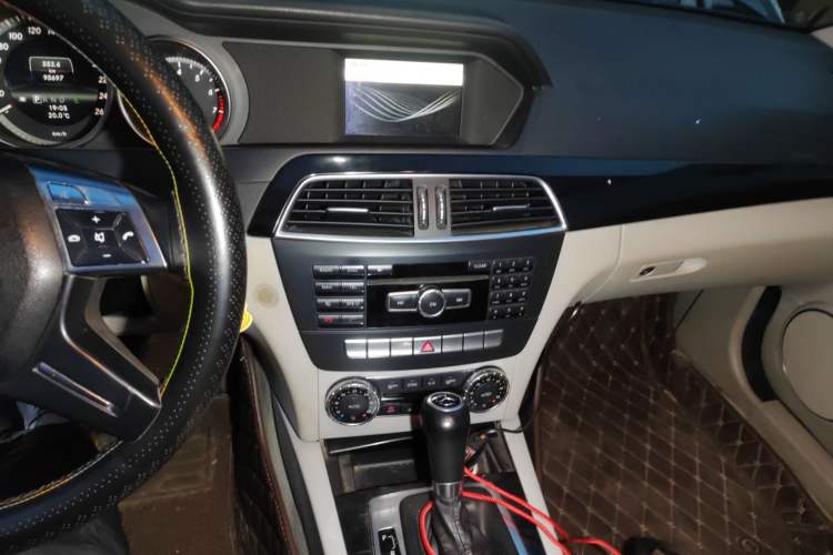 Used Mercedes-Benz C-Class 2013 C 180 Classic Grand Edition