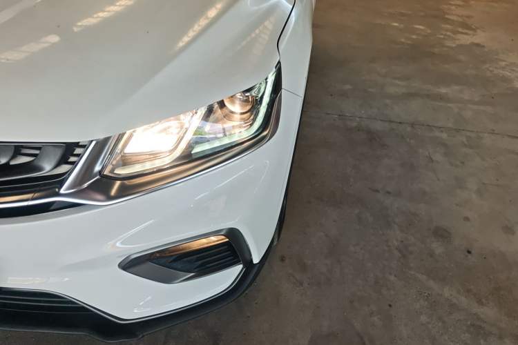 Used Geely Auto Coolray 2019 260T DCT Knight China V Standard
