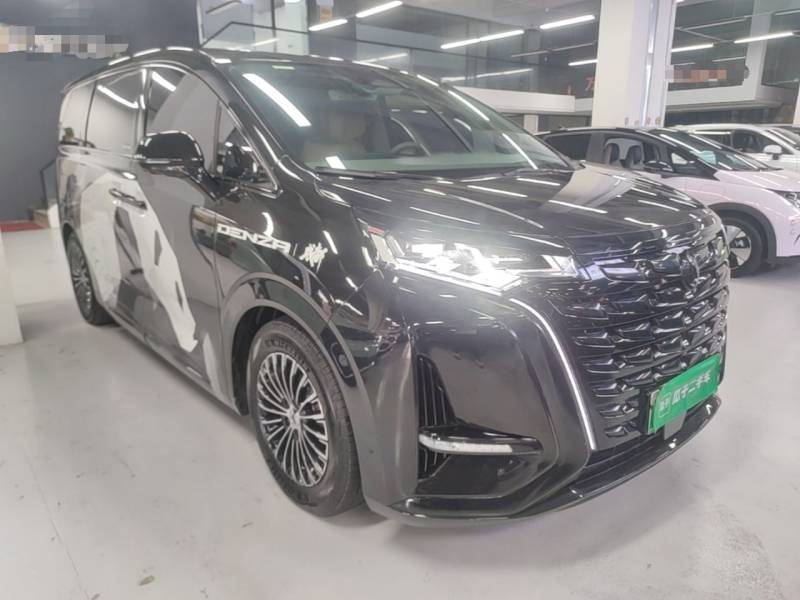 Used Denza D9 2022 DM-i 970 Four-Wheel Drive Flagship Model — 27