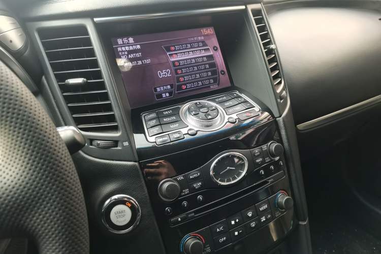 Used Infiniti FX 2011 FX35 Supreme Edition
