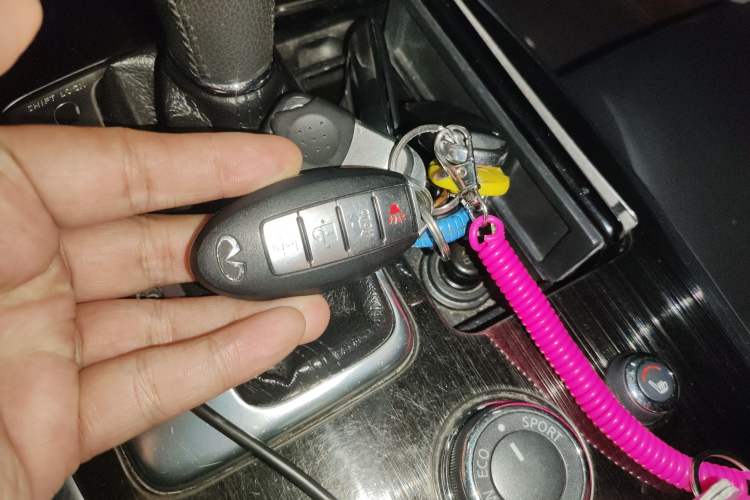 Used Infiniti Q70 2015 Q70L 2.5L Elite Edition
