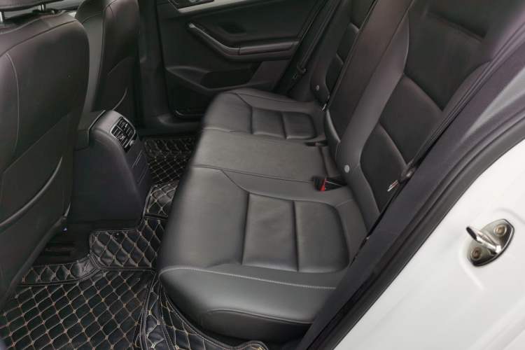 Used Volkswagen Sagitar 2015 1.6L Automatic Comfort Model