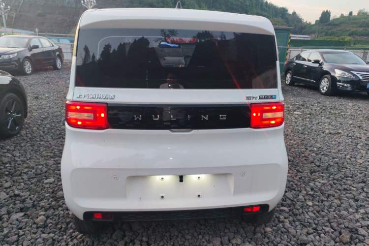 Used Wuling Hongguang MINIEV 2022 Macaron Fashion Model Lithium Iron Phosphate Rear