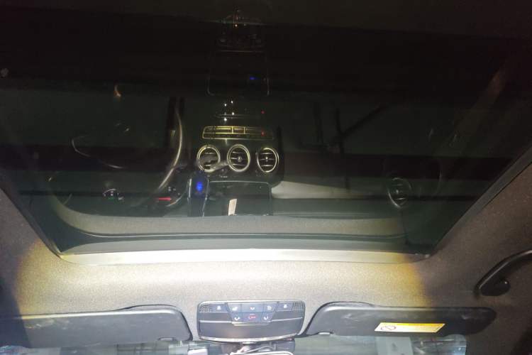 Used Mercedes-Benz GLC 2017 GLC 200 4MATIC Headliner