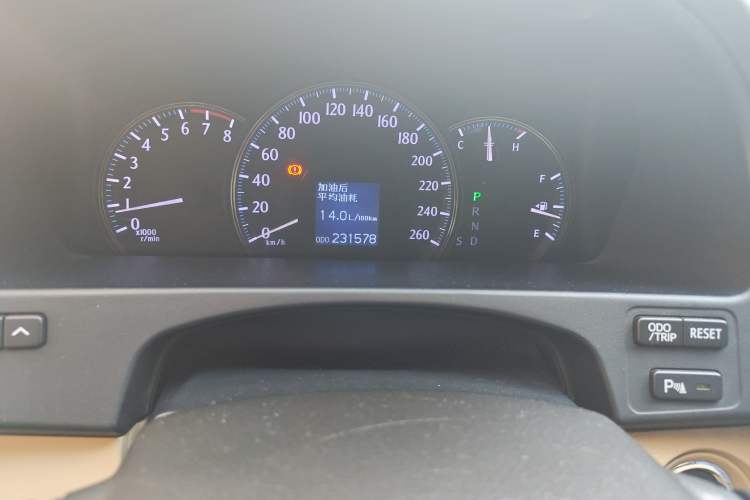 Used Toyota Crown 2012 2.5L Royal Leather Edition Odometer Close Up