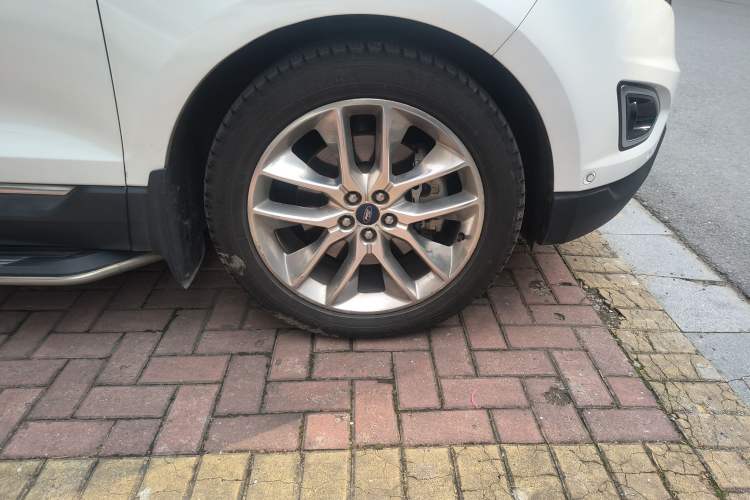 Used Ford Edge 2016 EcoBoost 245 Four-Wheel Drive Titanium 7-Seater
