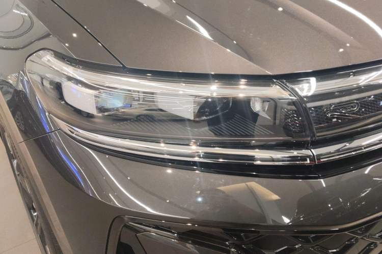 Used Volkswagen Talagon 2026 Model 450TSI Four-Wheel Drive Flagship 6-Seater Exterior 3