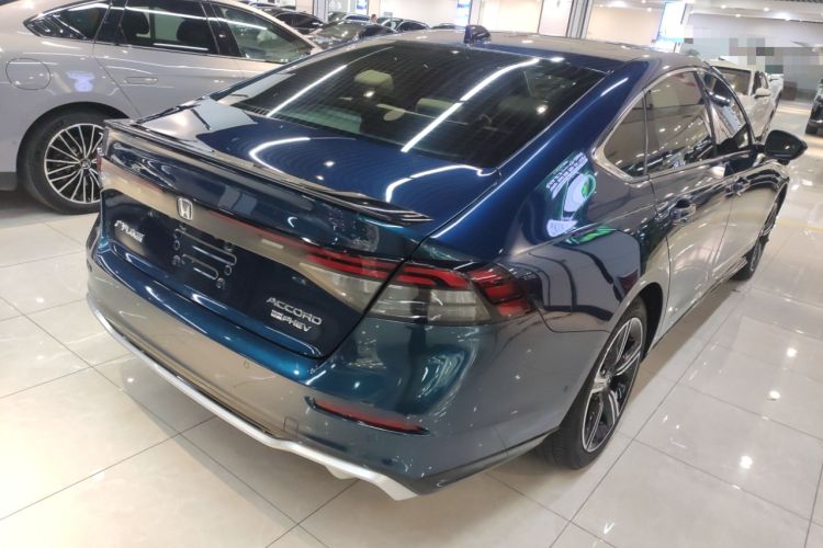 Used Honda Accord New Energy 2023 2.0L ePHEV Flagship Edition Rear Right 45 Deg